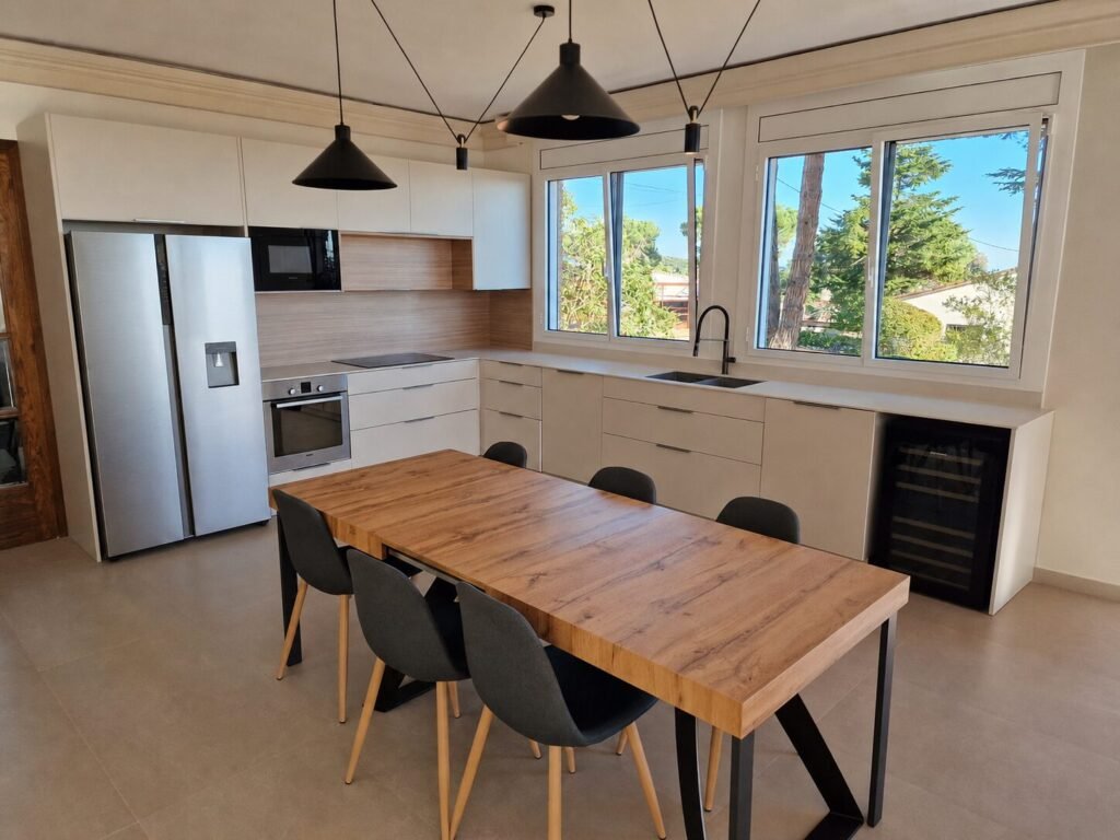 Cocina a medida realizada por Decofusion en Mataró